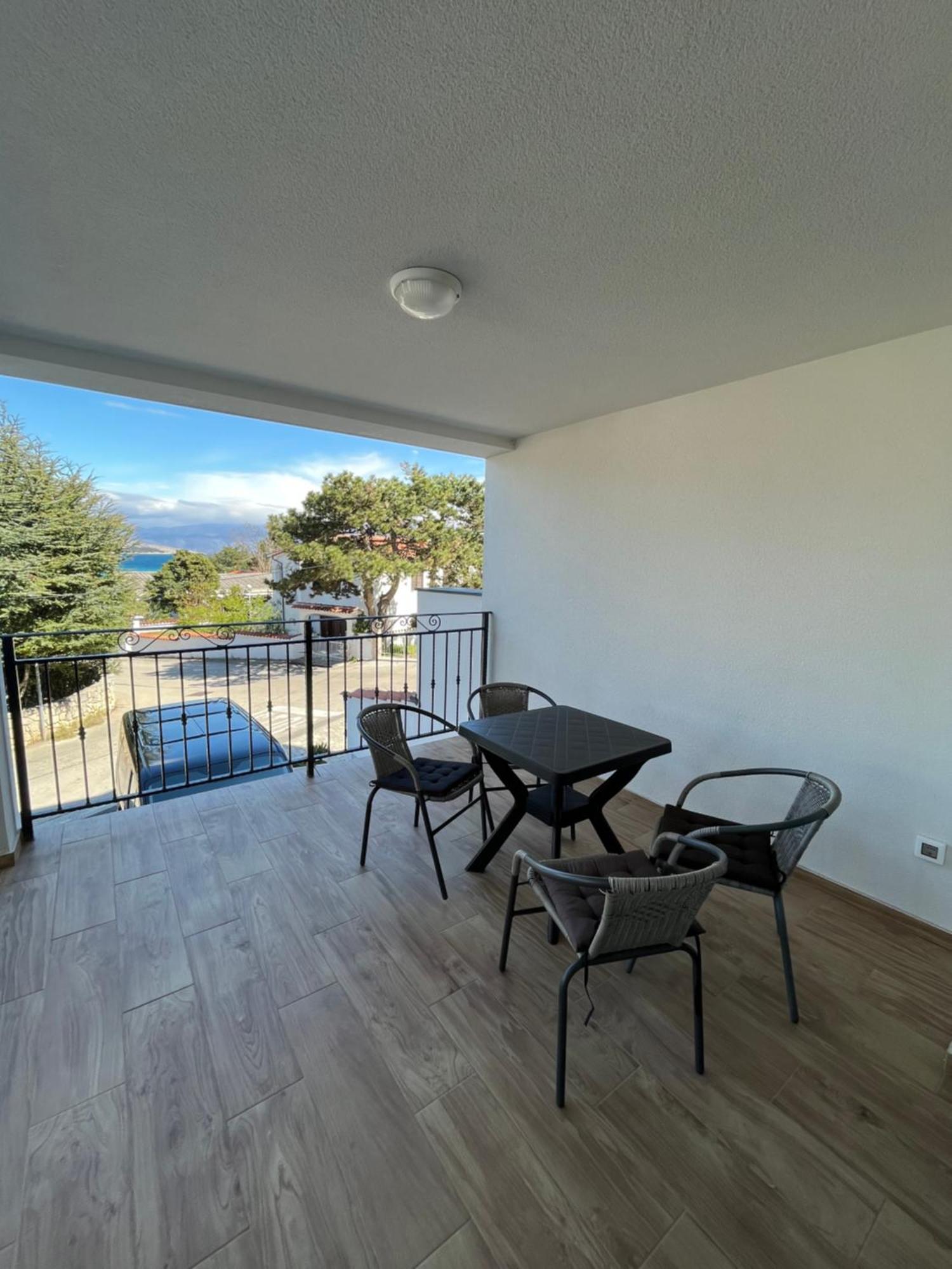 Apartments Amore Baska  Luaran gambar