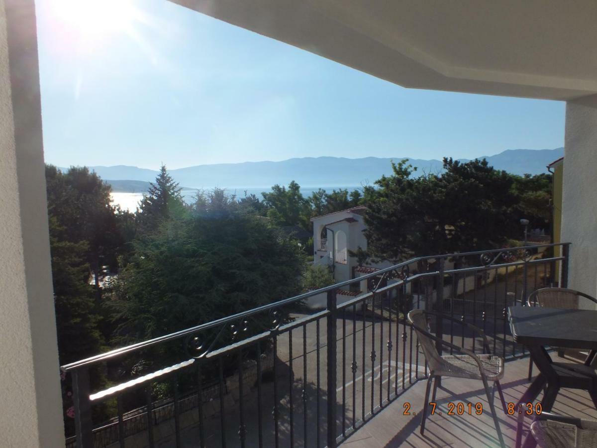 Apartments Amore Baska  Luaran gambar